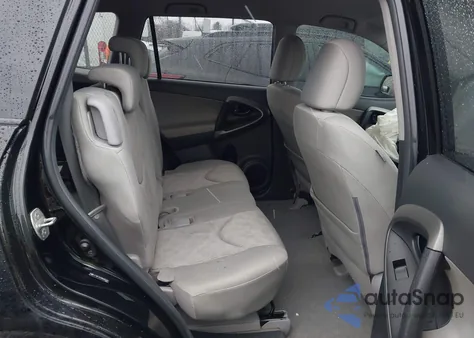2011 Toyota Rav4 из США, поврежденный, VIN 2T3BF4DV9BW082684